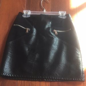 Black leather skirt!